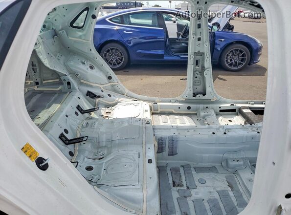 KMTFC4SD3TU059714 2026 GENESIS G90 Белый Вид задних сидений