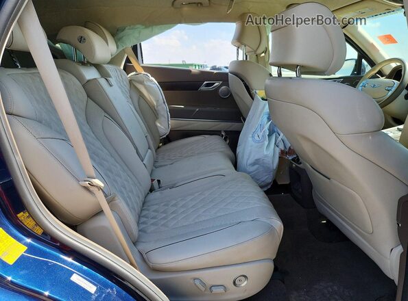 KMUHCESCXPU131922 2023 GENESIS GV80 Blue Rear interior view