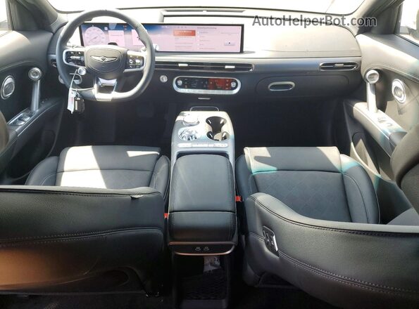 KMUKCDSC4TU031258 2026 GENESIS GV60 White Dashboard view