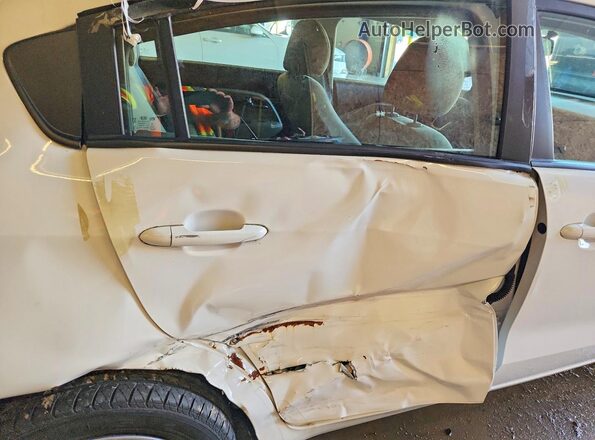 KNADM4A30G6540765 2016 KIA RIO Белый Вид задних сидений