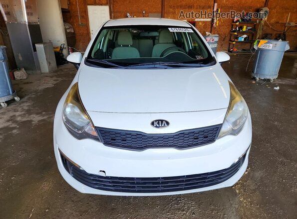 KNADM4A30G6540765 2016 KIA RIO Белый Вид спереди