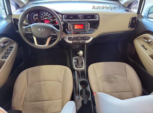 KNADM4A30G6540765 2016 KIA RIO Белый Вид панели приборов