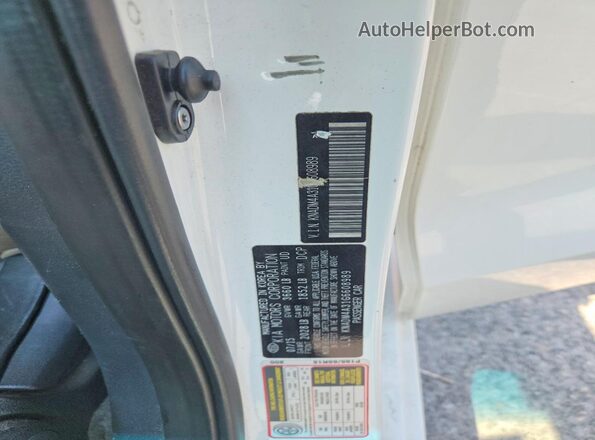 KNADM4A31G6608989 2016 KIA RIO White Engine compartment view