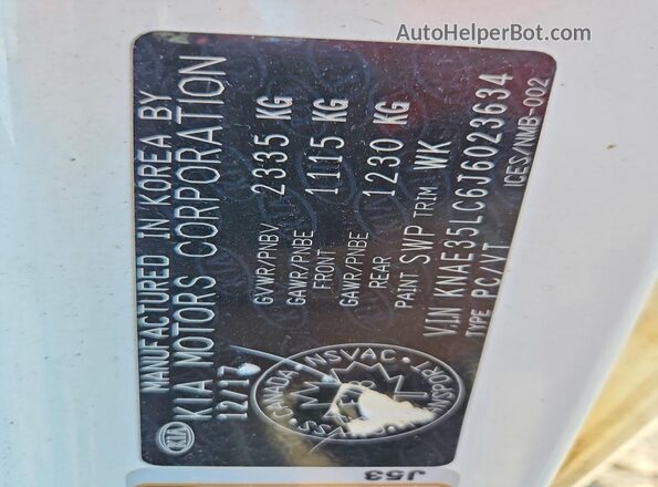 KNAE35LC6J6023634 2018 KIA STINGER White Widok naklejki z numerem VIN