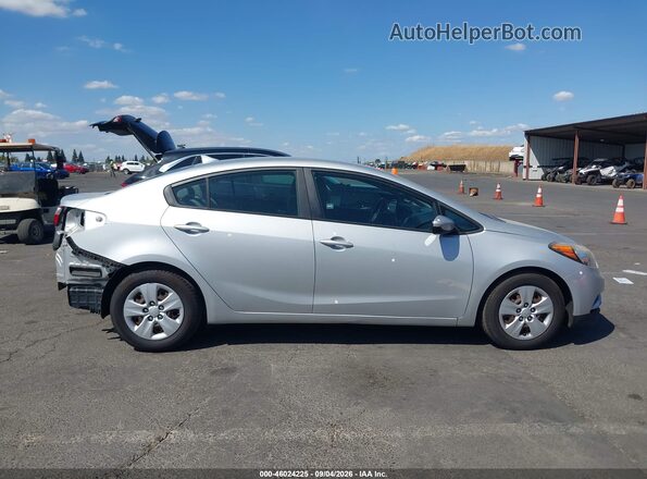 KNAFK4A61G5515694 2016 KIA FORTE Silver Вид задньої частини салону
