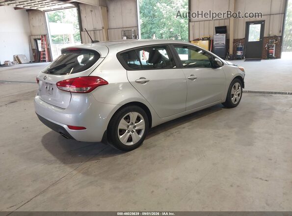 KNAFK5A82G5607601 2016 KIA FORTE Silver Trasero derecho