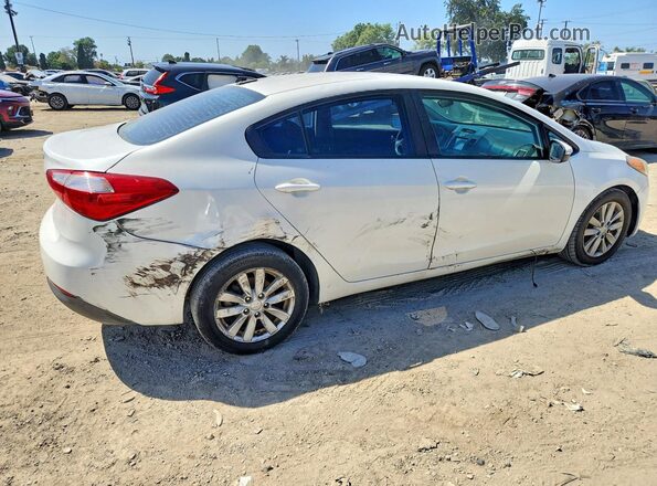 KNAFX4A62G5554117 2016 KIA FORTE White უკანა მარჯვენა
