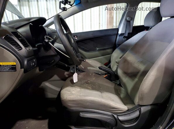KNAFX4A69G5498063 2016 KIA FORTE Черный Вид салона спереди