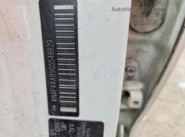 KNAFX4A89G5546629 2016 KIA FORTE White ძრავის განყოფილების ხედი
