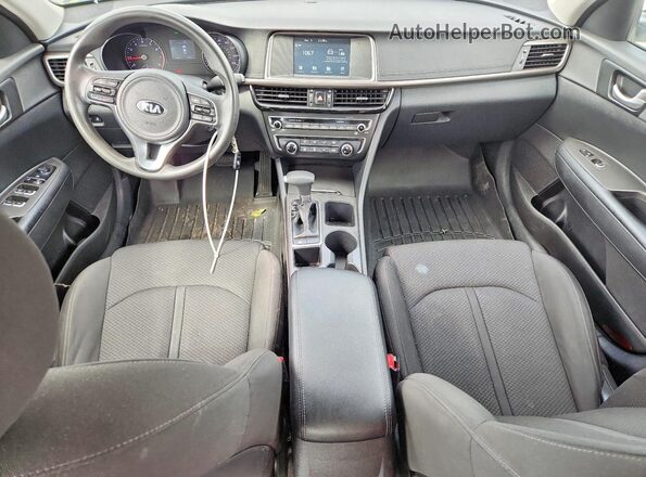 KNAGT4L30J5206052 2018 KIA OPTIMA Белый Вид панели приборов