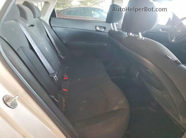 KNAGT4L33J5216509 2018 KIA OPTIMA White Вид задніх сидінь