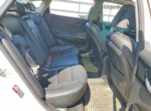 KNALC4J1XH5070071 2017 KIA CADENZA White Vista de los asientos traseros