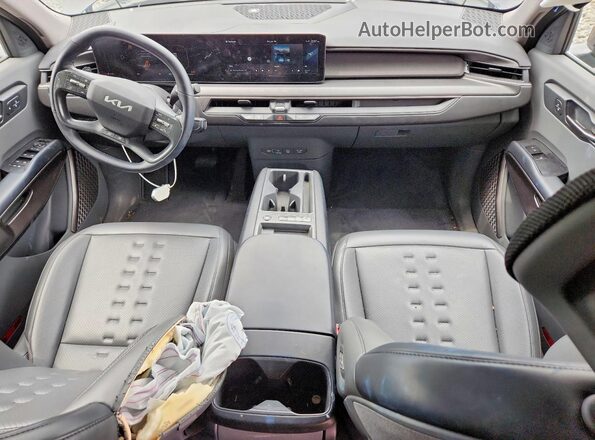KNDAFFS5XR6047707 2024 KIA EV9 Charcoal წინა პანელის ხედი