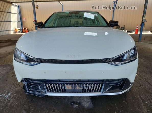 KNDC34LA7P5607154 2023 KIA EV6 Белый Панорамный вид салона 360°