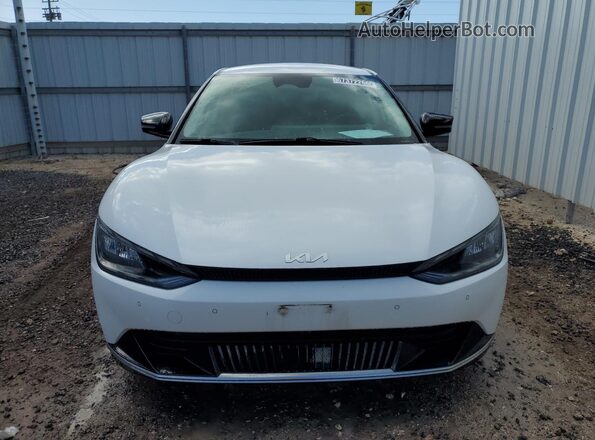 KNDC3DLC1R5614007 2024 KIA EV6 White 