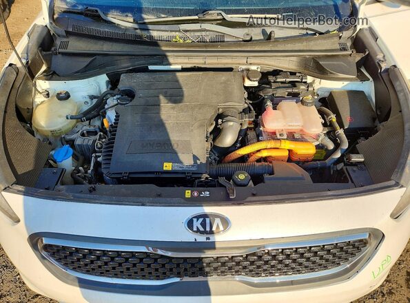 KNDCB3LC4H5045696 2017 KIA NIRO Белый Вид задней части салона