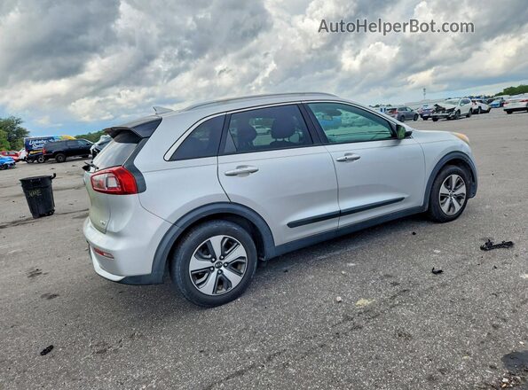 KNDCB3LC7H5074674 2017 KIA NIRO Silver Tył prawy