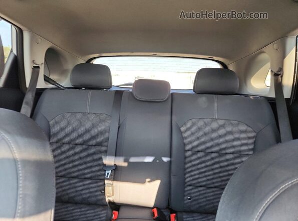 KNDCB3LC8M5464256 2021 KIA NIRO Silver Rear seats view