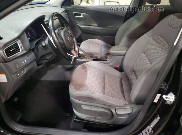 KNDCB3LC9H5069783 2017 KIA NIRO Black Front interior view