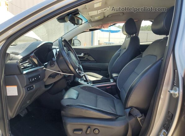 KNDCC3LG0N5161232 2022 KIA NIRO Серый 