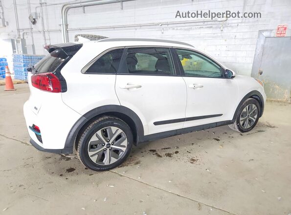 KNDCC3LG4N5159855 2022 KIA NIRO White უკანა მარჯვენა