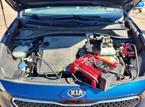 KNDCE3LC2J5171181 2018 KIA NIRO Blue Vista del compartimento del motor