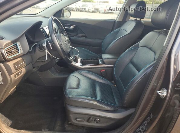 KNDCE3LG5K5017861 2019 KIA NIRO Серый Вид салона спереди