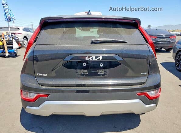 KNDCP3LE1R5188464 2024 KIA NIRO Black Rear view