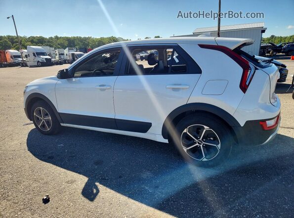 KNDCP3LE9T5329076 2026 KIA NIRO White Tył lewy