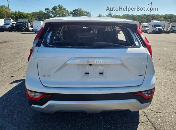 KNDCP3LE9T5329076 2026 KIA NIRO White 