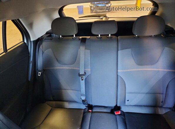 KNDCP3LE9T5341227 2026 KIA NIRO Gray Rear seats view
