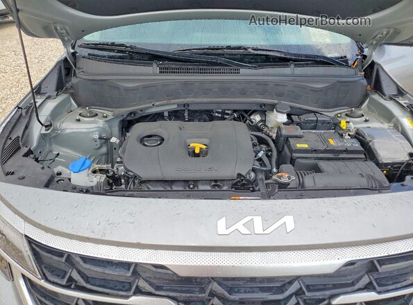 KNDEPCAA4R7607758 2024 KIA SELTOS Gray Widok wnętrza z tyłu
