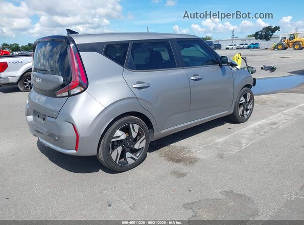 KNDJ53AU5S7948736 2025 KIA SOUL Silver უკანა მარჯვენა