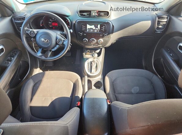 KNDJN2A28J7600579 2018 KIA SOUL White წინა პანელის ხედი