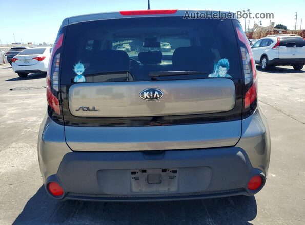 KNDJN2A2XG7269593 2016 KIA SOUL Gray Widok z tyłu