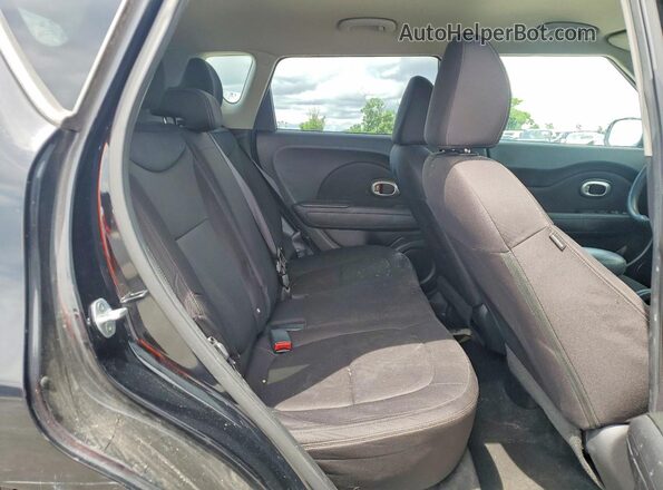 KNDJN2A2XG7272560 2016 KIA SOUL Black Rear seats view