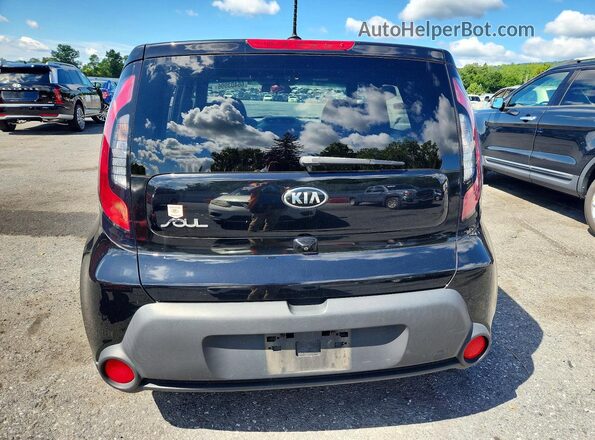 KNDJN2A2XG7364302 2016 KIA SOUL Black Вид ззаду