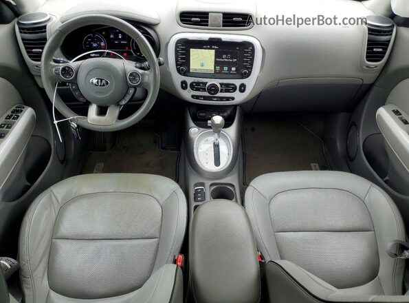 KNDJX3AE4G7017283 2016 KIA SOUL Black Dashboard view