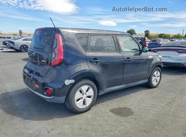 KNDJX3AE7G7013082 2016 KIA SOUL Black Rear right