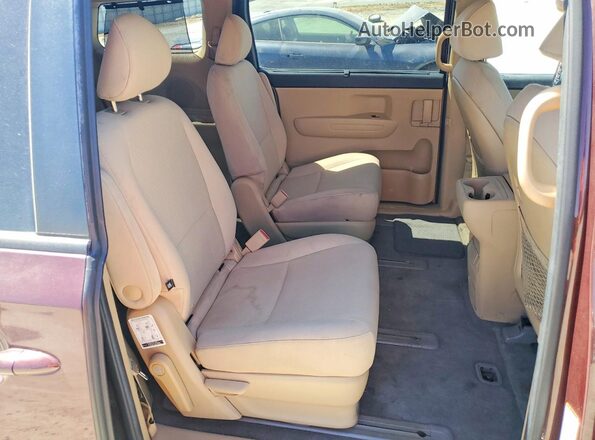 KNDMB5C16G6089688 2016 KIA SEDONA Maroon Вид задньої частини салону