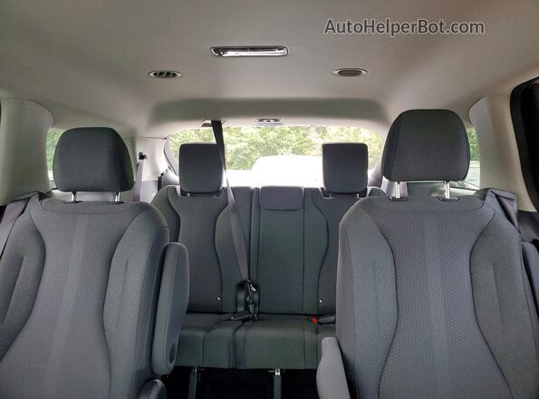 KNDNB4H31P6225136 2023 KIA CARNIVAL White Вид задніх сидінь