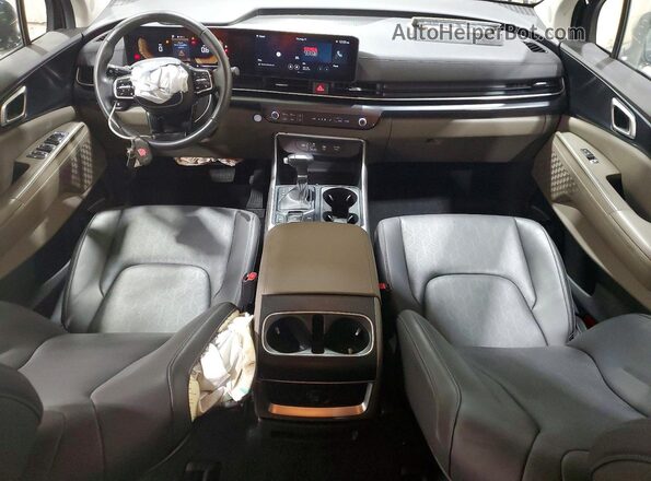 KNDNB5K30T6592375 2026 KIA CARNIVAL Серый Вид панели приборов