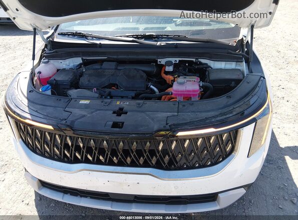 KNDNB5KA7T6119295 2026 KIA CARNIVAL MPV HYBRID White Հետևի տեսք