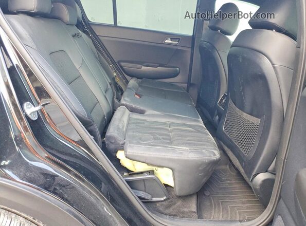 KNDP63AC8N7989705 2022 KIA SPORTAGE Black Вид задньої частини салону