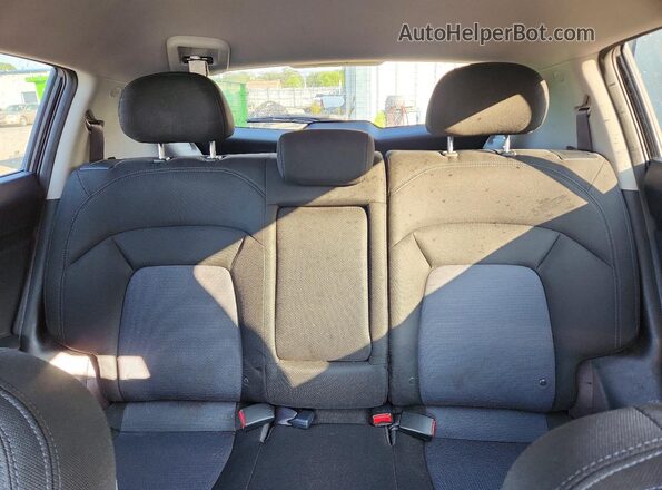 KNDPB3AC4G7848628 2016 KIA SPORTAGE Black Rear interior view