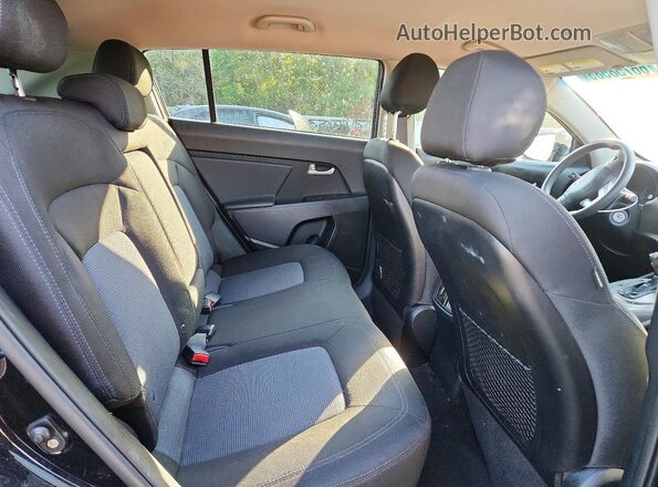 KNDPB3AC4G7848628 2016 KIA SPORTAGE Black Engine compartment view