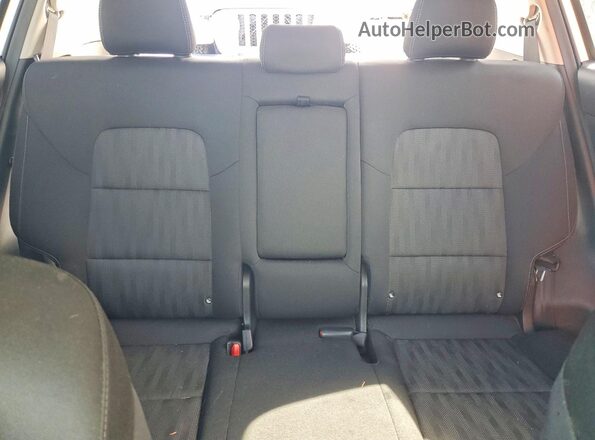 KNDPM3AC1K7585016 2019 KIA SPORTAGE White Widok tylnych siedzeń