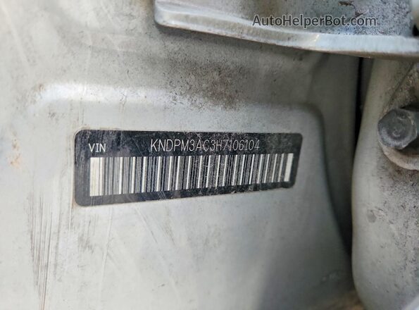 KNDPM3AC3H7106104 2017 KIA SPORTAGE Серебряный Вид подкапотного пространства