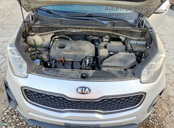 KNDPM3AC3H7106104 2017 KIA SPORTAGE Серебряный Вид задней части салона