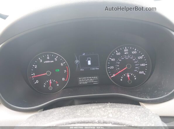 KNDPM3AC4J7385262 2018 KIA SPORTAGE Белый Вид задних сидений